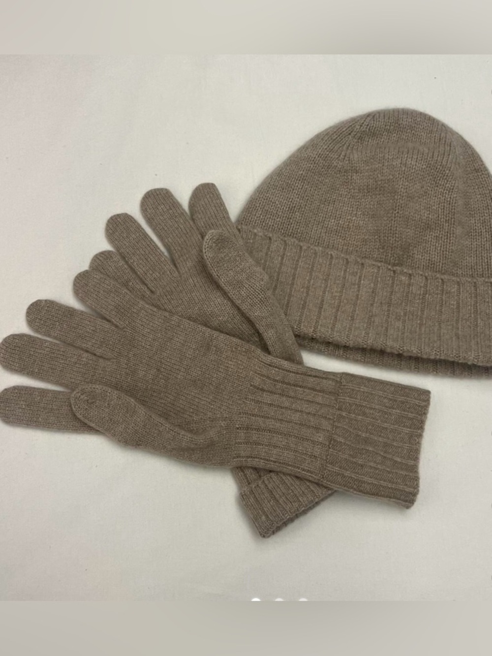Uniqlo Knit Beanie and Gloves Set - Taupe Brown